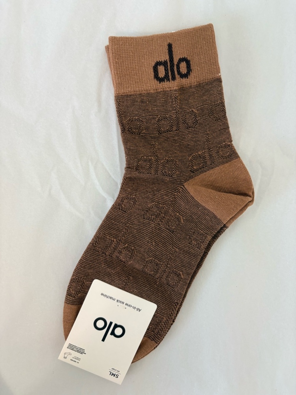 Alo Yoga Crew Logo Socks Light Brown Unisex O/S NWT